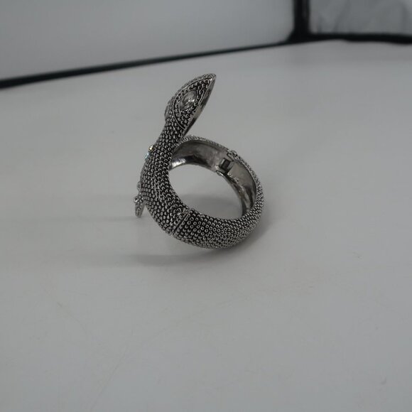 Snake Style Rhinestone Bracelet Hinge Style Closure - Picture 4 of 5